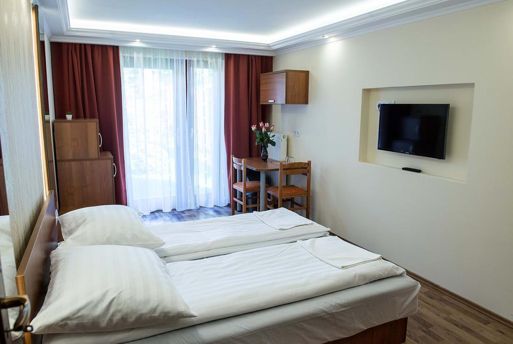 Bl.Apartmanhaz Ii. 塞格德 外观 照片